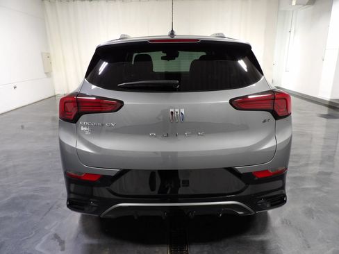 Used 2024 Buick Encore GX Sport Touring FWD image 5