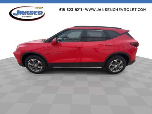 Used 2023 Chevrolet Blazer LT w/ Convenience Package FWD image 5