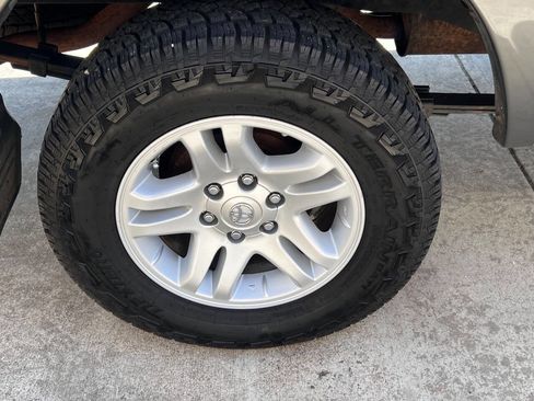Used 2004 Toyota Tundra Limited RWD image 10