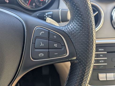 Certified 2020 Mercedes-Benz GLA 250 image 9