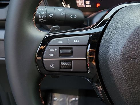 New 2026 Honda Pilot Sport image 23