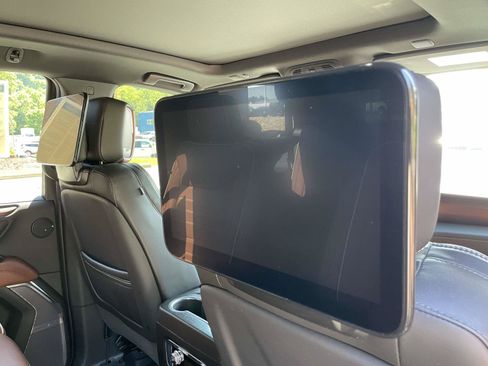Used 2023 GMC Yukon Denali Ultimate AWD/4WD image 23