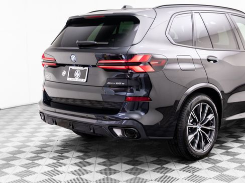 New 2026 BMW X5 xDrive50e w/ Executive Package image 38