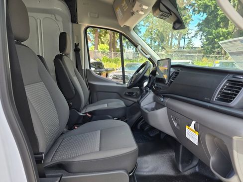 New 2026 Ford Transit 250 148 Medium Roof Extended AWD image 9