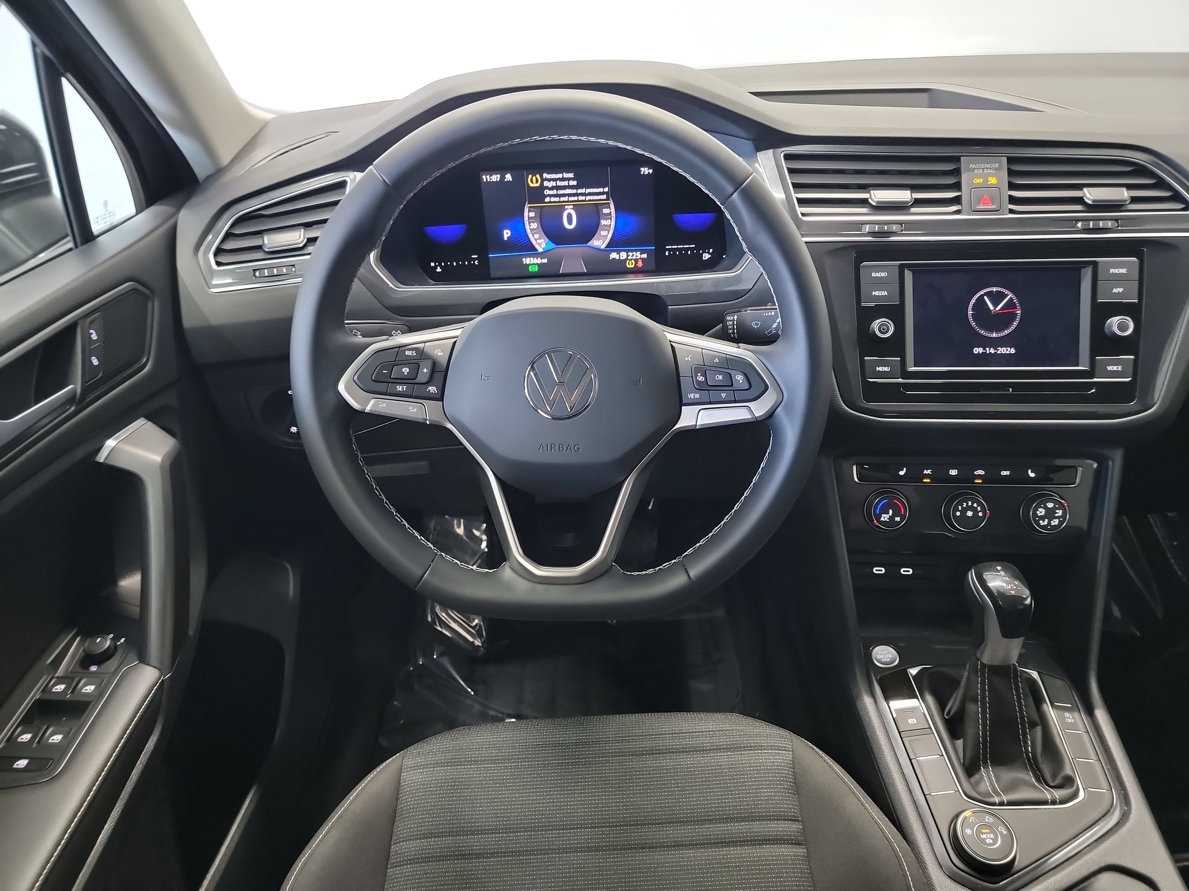 Used 2023 Volkswagen Tiguan S AWD/4WD image 16