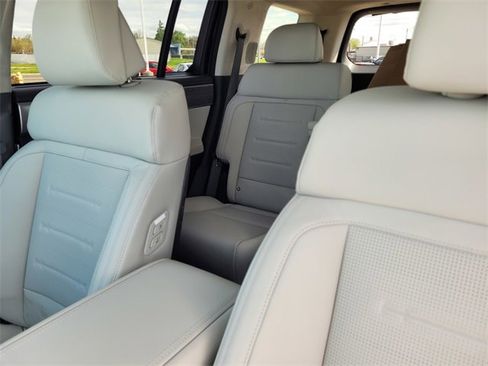 New 2025 Hyundai Santa Fe Calligraphy image 18