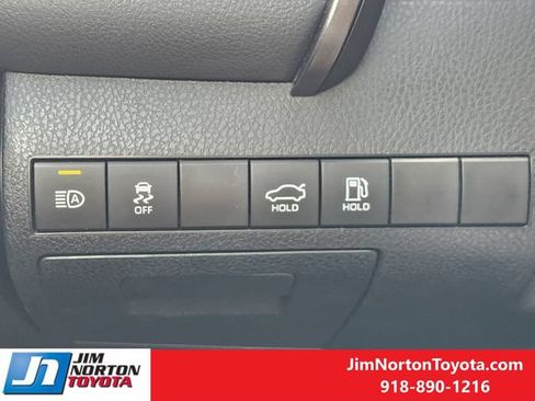 Used 2024 Toyota Camry LE FWD image 22