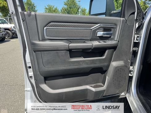 New 2026 RAM 3500 Big Horn AWD/4WD image 15
