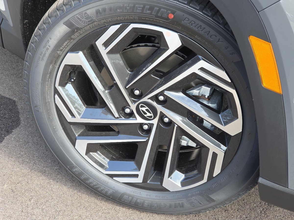 New 2026 Hyundai Tucson Limited AWD/4WD image 16