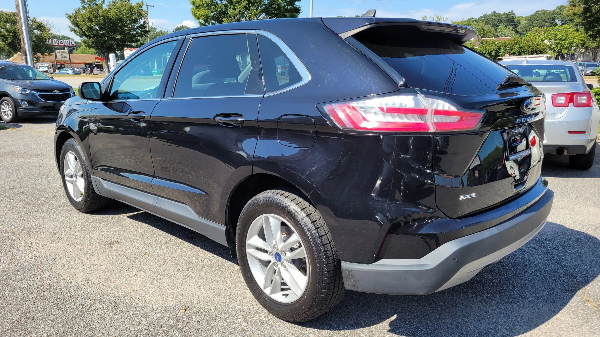 Used 2021 Ford Edge SEL FWD image 3