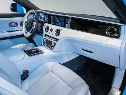 Used 2023 Rolls-Royce Ghost image 26