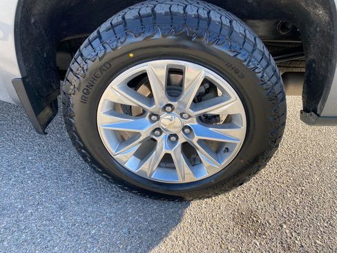 Used 2022 Chevrolet Silverado 1500 LTZ w/ LTZ Premium Package image 30