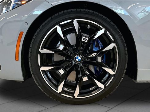 Used 2026 BMW M440i Convertible w/ Premium Package RWD image 9