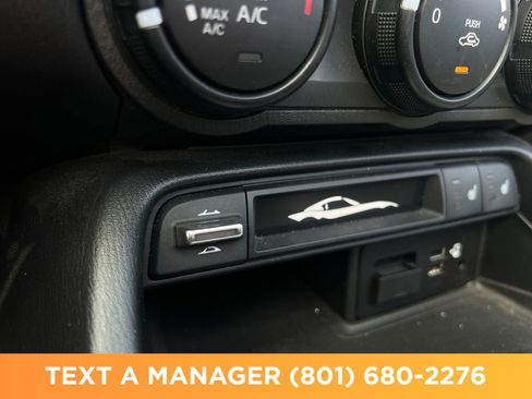 Used 2018 MAZDA MX-5 Miata RF Club RWD image 23