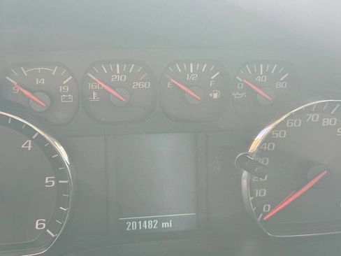 Used 2019 Chevrolet Silverado 2500 W/T image 13