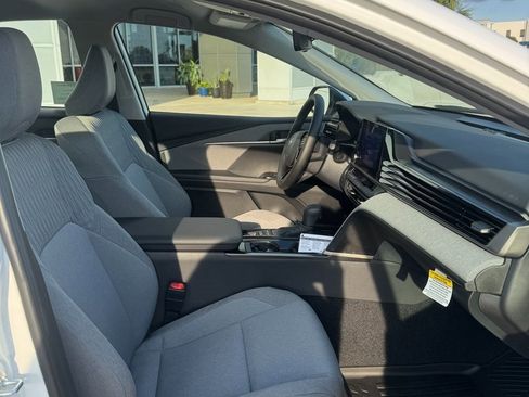 Used 2026 Toyota Camry LE w/ Convenience Package image 11