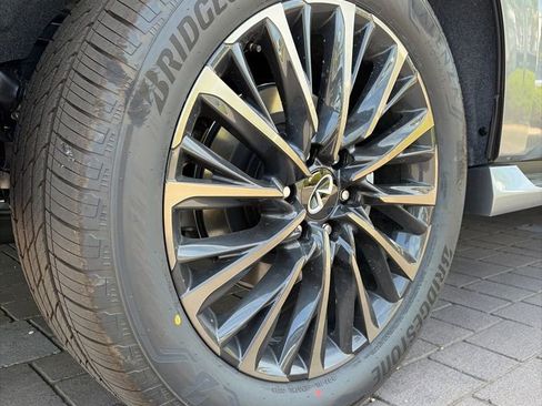 New 2026 INFINITI QX80 Autograph AWD/4WD image 4