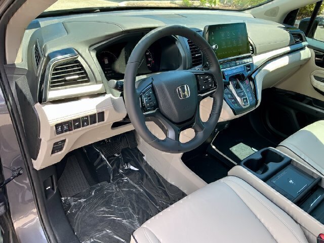 New 2027 Honda Odyssey Touring image 16