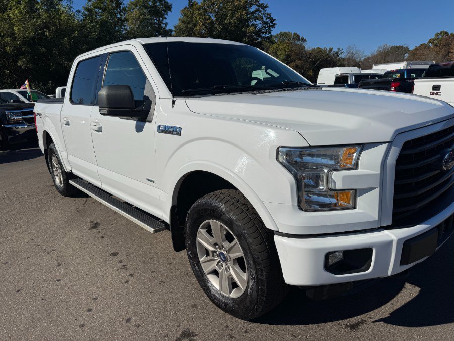 Used 2015 Ford F150 XLT w/ Equipment Group 301A Mid AWD/4WD image 12