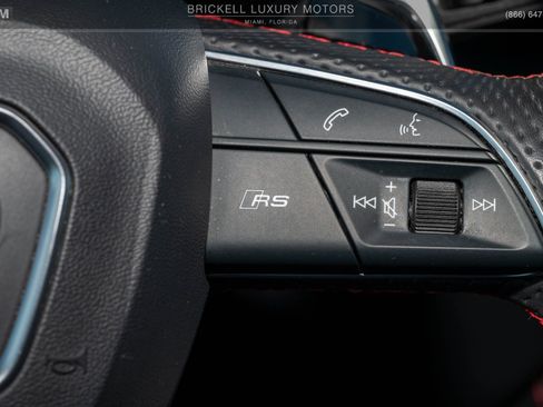 Used 2022 Audi RS Q8 4.0T w/ Black Optic Package image 33