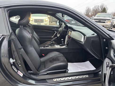 Used 2014 Subaru BRZ Limited w/ Popular Package #1B image 16