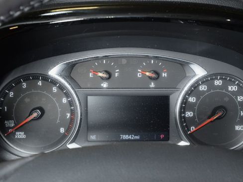 Used 2021 Chevrolet Traverse LT w/ LT Premium Package FWD image 23