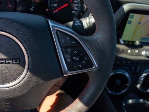 Used 2019 Chevrolet Camaro ZL1 RWD image 15