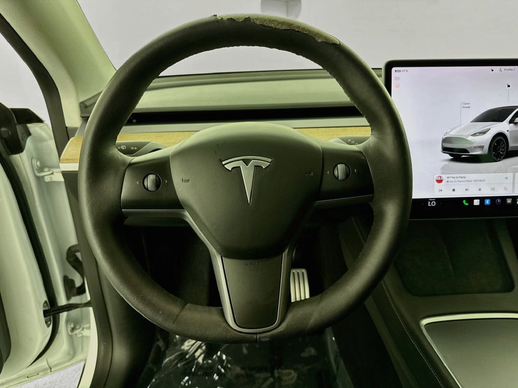 Used 2022 Tesla Model Y Performance AWD/4WD image 11