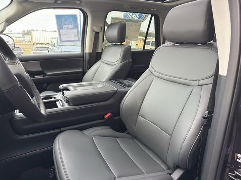 New 2026 Ford Expedition Max Active image 19