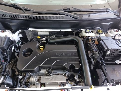 Used 2023 Chevrolet Equinox LS FWD image 14