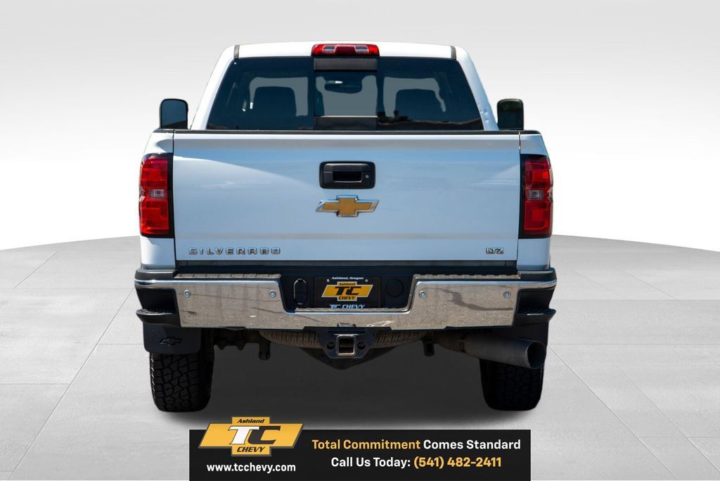 Used 2015 Chevrolet Silverado 2500 LTZ w/ Duramax Plus Package AWD/4WD image 4