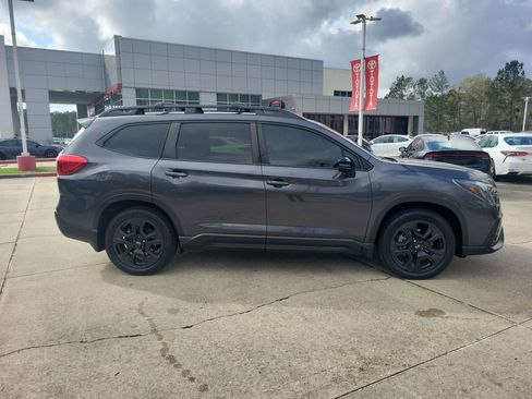 Used 2023 Subaru Ascent Onyx Edition Limited image 8