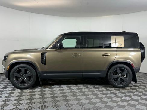 Certified 2024 Land Rover Defender 110 SE image 3