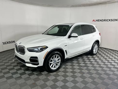 Used 2023 BMW X5 xDrive45e image 7