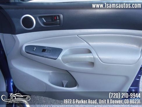 Used 2015 Toyota Tacoma 4x4 Double Cab w/ TRD Sport Package image 40