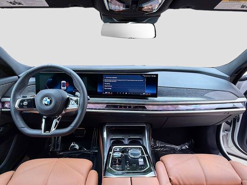 Certified 2024 BMW 740i xDrive w/ Premium Package AWD/4WD image 9