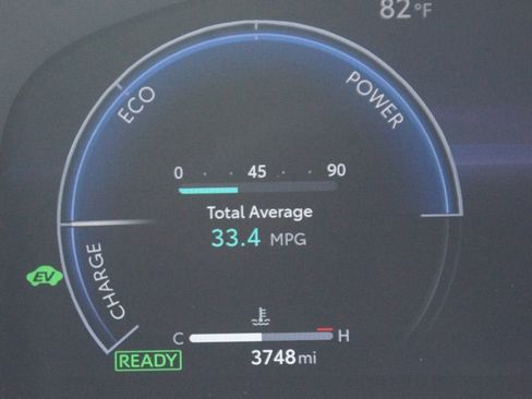 Used 2025 Toyota Camry XSE w/ Premium Plus Package FWD image 4
