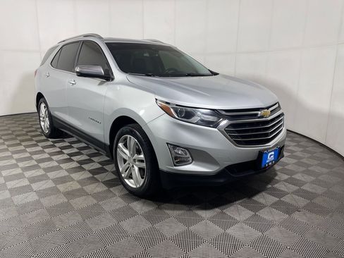 Used 2019 Chevrolet Equinox Premier AWD/4WD image 2