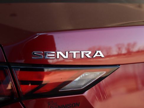 Used 2024 Nissan Sentra SV image 29