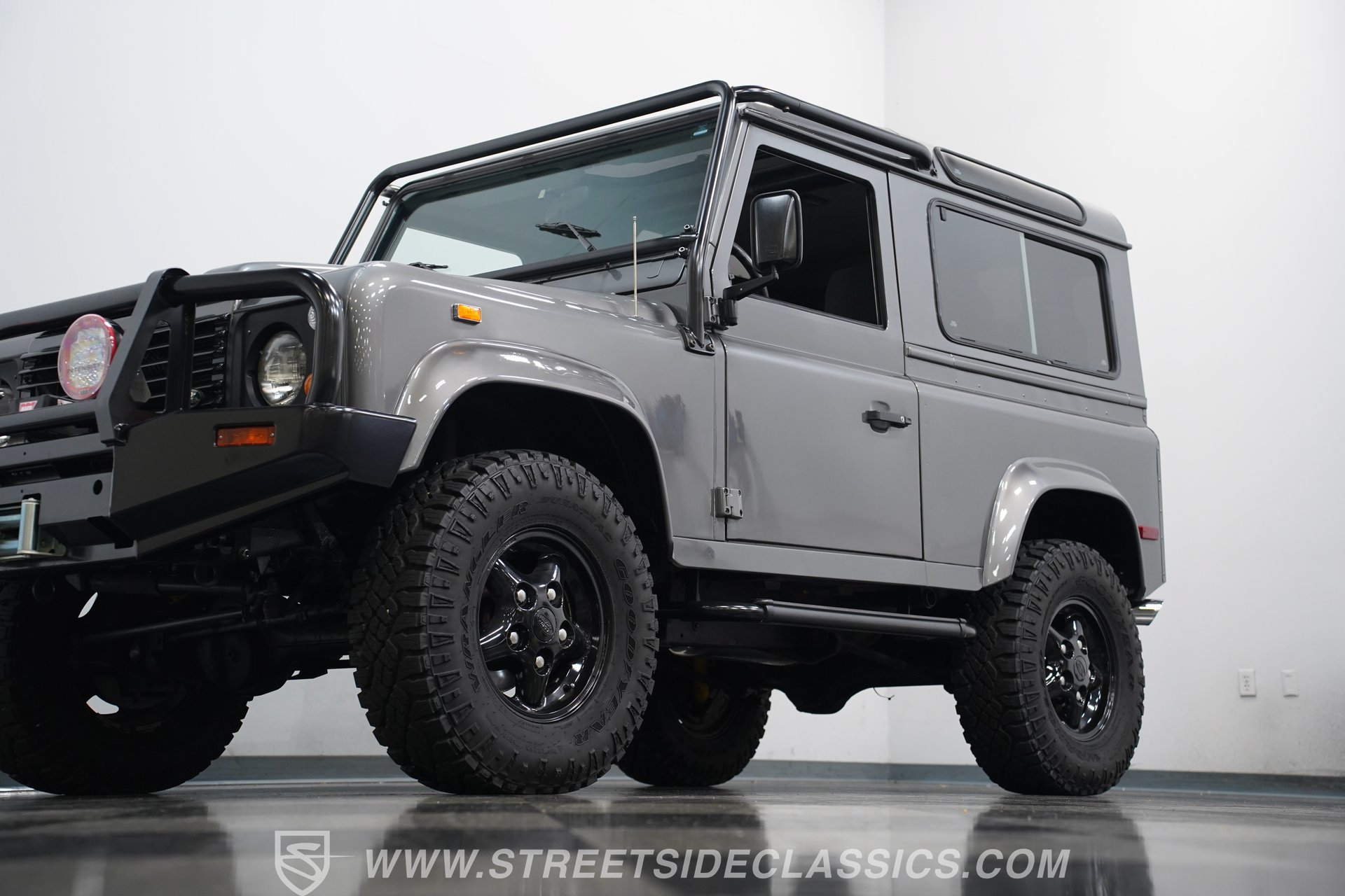 Used 1997 Land Rover Defender 90 AWD/4WD image 21