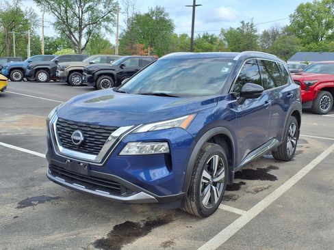 Used 2023 Nissan Rogue SL w/ SL Premium Package AWD/4WD image 2