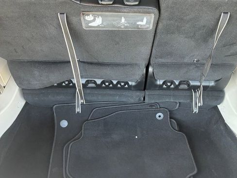 Used 2020 Chrysler Pacifica Touring-L image 16