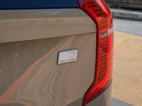 Certified 2023 Volvo XC90 T8 Plus w/ Protection Package Premier AWD/4WD image 5