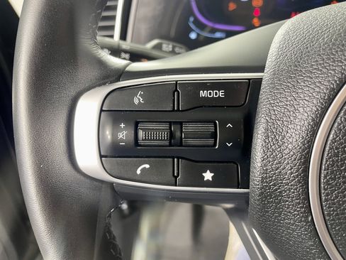 Used 2024 Kia Sportage EX AWD/4WD image 19