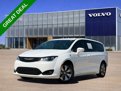 Used 2018 Chrysler Pacifica Touring-L