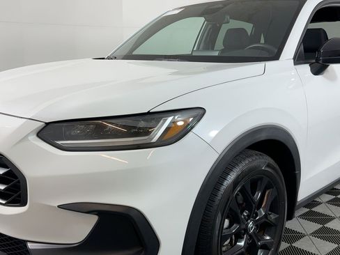 Used 2024 Honda HR-V Sport image 18