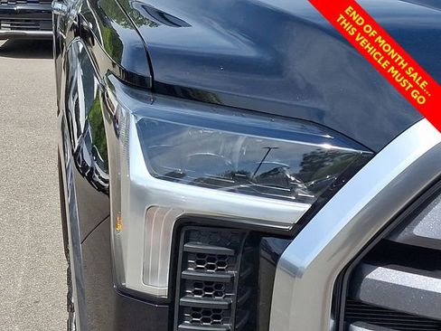 Used 2023 Toyota Tundra Limited AWD/4WD image 12