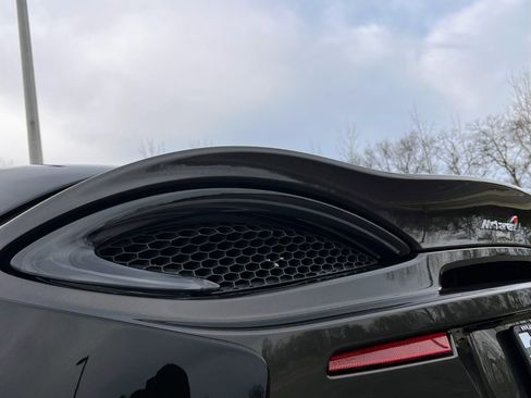 Used 2017 McLaren 570S image 52