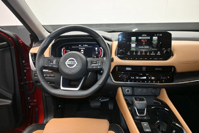 Used 2021 Nissan Rogue Platinum FWD image 12