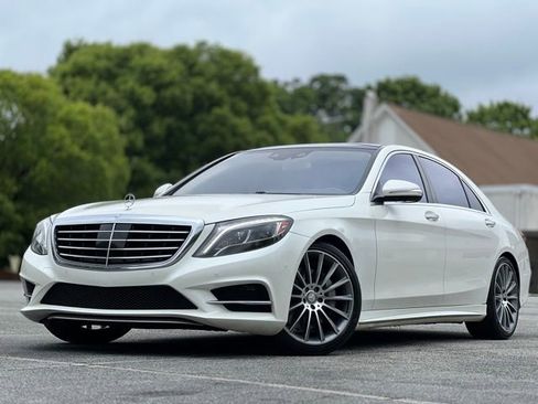 Used 2017 Mercedes-Benz S 550 Sedan image 1